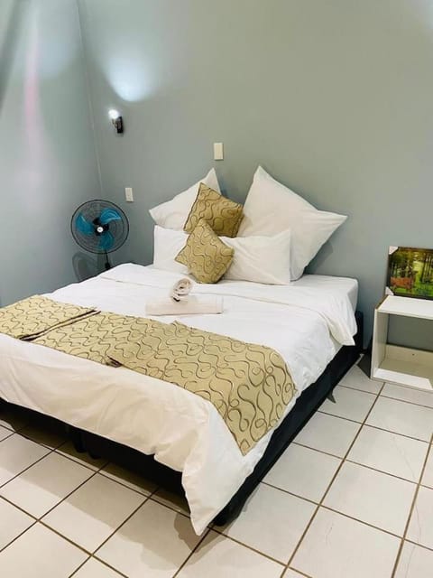 Hiltons guest house Apartment in Durban