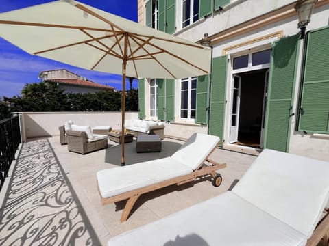 Patio, Balcony/Terrace, sunbed