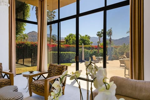 The Estancias, Compound in La Quinta on a 1 acre lot Ultimate Privacy House in La Quinta