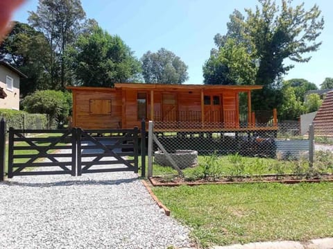 Cabaña del Bosque, lujo natural House in Sierra de los Padres