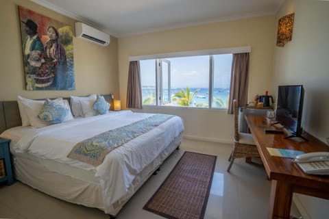 Natural landscape, TV and multimedia, Photo of the whole room, Bedroom, Mountain view, Sea view, hair dresser, air conditioner