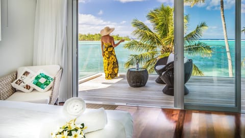 Crystal Blue Lagoon Villas Chalet in Cook Islands