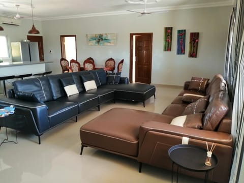 GUSSYS Homes Apartamento in Central Region, Ghana