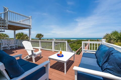 All Decked Out- Beach, 3 levels of decks plus Pool Table House in Butler Beach