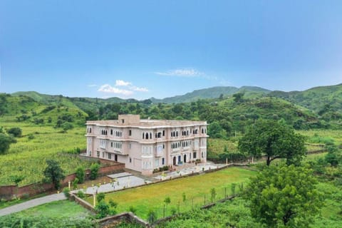 Property building, Mountain view