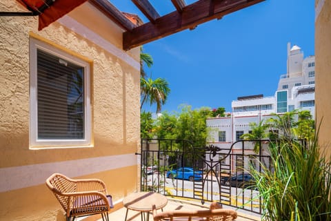 Day, Balcony/Terrace