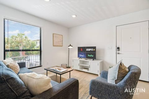 Prime ATX Location Steps to Coffee, Eats and More Apartment in Austin