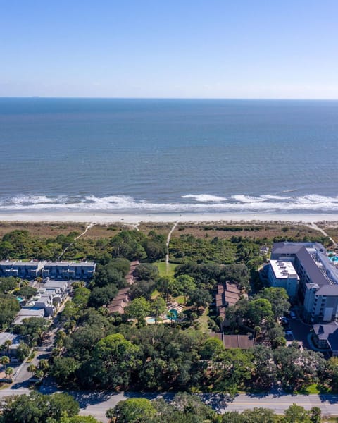 22 Hilton Head Beach Villa - host2coast Villa in South Forest Beach