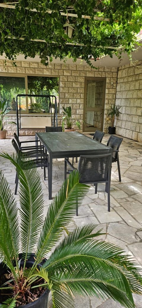 Patio, Balcony/Terrace, Dining area, Garden view