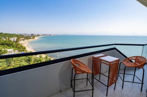 Day, View (from property/room), Balcony/Terrace, Beach, Sea view