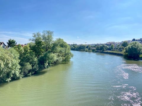 Studio ESKIA Apartment in Noisy-le-Grand