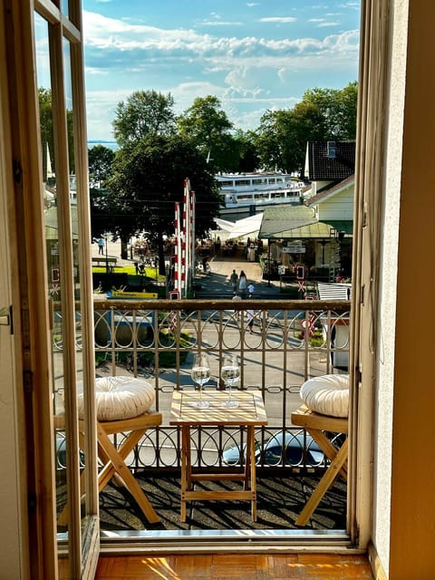View (from property/room), Balcony/Terrace, Balcony/Terrace, Lake view