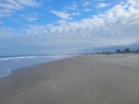 Sobrado aconchego pé na areia House in Pontal do Paraná