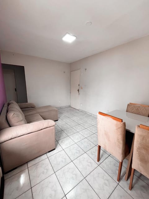 Quarto em apartamento compartilhado Vacation rental in Teresina