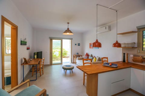 Kitchen or kitchenette, Living room, Sea view