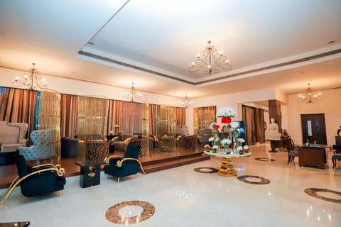 Communal lounge/ TV room, Lobby or reception, Seating area