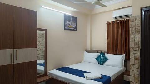 FAB Guest house Hotel in Kolkata