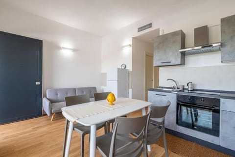 Benjamin House Apartment in Bari