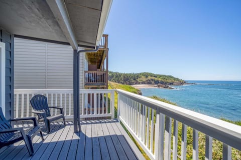 Surfrider Beach House House in Lincoln Beach