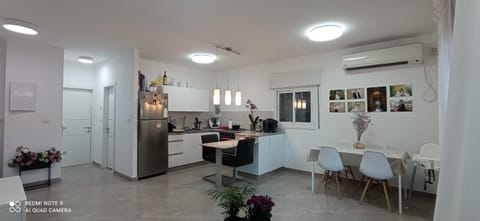 דירה ברחוב עוזיאל בית וגן Apartment in Jerusalem