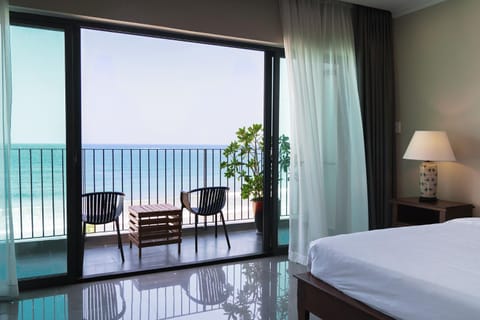 Bed, Balcony/Terrace, Sea view