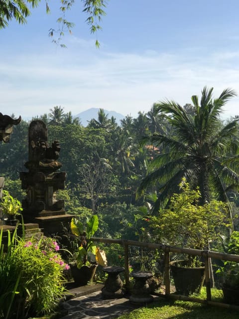 Bali Villa Djodji Chalet in Blahbatuh