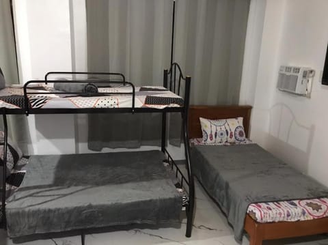 Janet Apartment & Transient house Unit1 Apartment in La Union