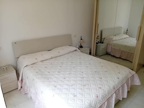 Appartamento con matrimoniale Apartment in Lake Garda