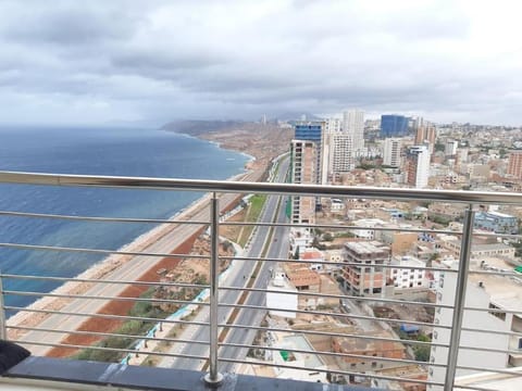 appartement design face à la mer Apartment in Oran