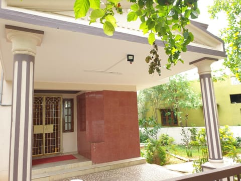 Property building, Facade/entrance, Day, Garden view