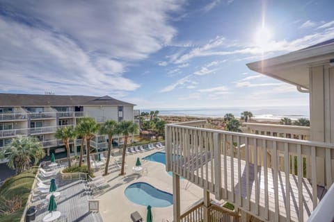 318 Breakers - host2coast Villa in Coligny Beach