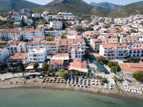 Property building, Bird's eye view, Beach, Sea view, Street view