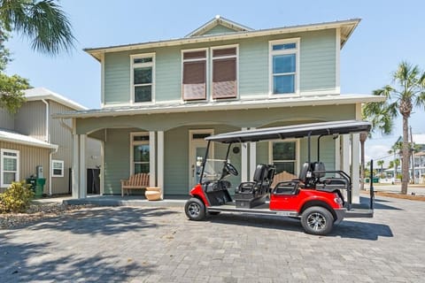 PalmTreeParadise Free Golf Cart 5 min walk 2 Beach House in Destin