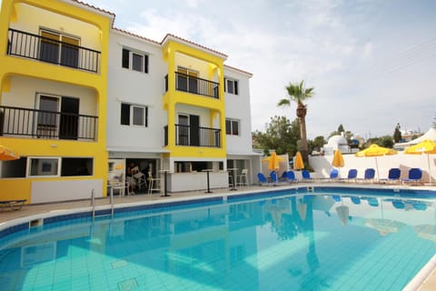 Facade/entrance, Pool view