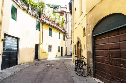 Neighbourhood