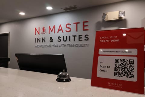 Namaste Inn & Suites Dawsonville Hotel in Lake Lanier