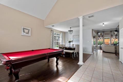 Oasis in Frisco with Heated Pool & Spa & Piano & Billiard & King Bed Villa in Frisco