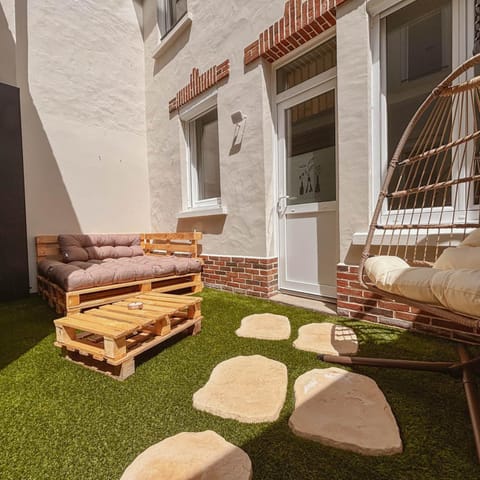 Property building, Patio, Garden, Garden