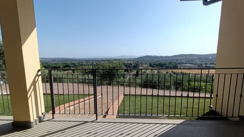 Property building, Day, Natural landscape, View (from property/room), Balcony/Terrace, Mountain view