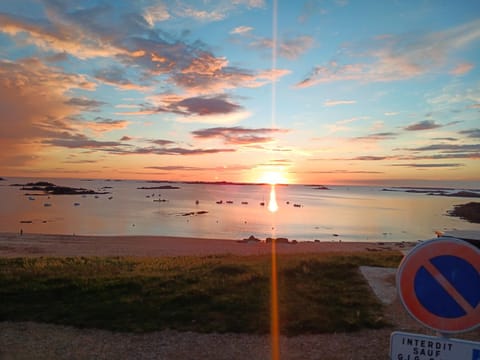 Nearby landmark, Natural landscape, Beach, Sea view, Sunrise