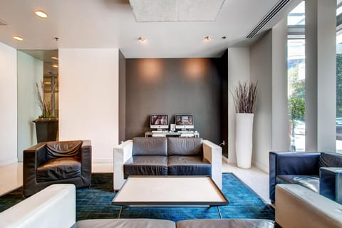 Global Luxury Suites at Kendall West Condominio in Cambridge