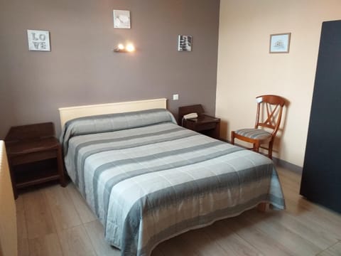 Hôtel le Lion d'Or Hotel in Centre-Val de Loire