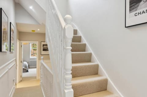 stylish & spacious London 4 beds house House in Richmond