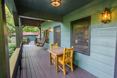 Aska Lodge House in Blue Ridge