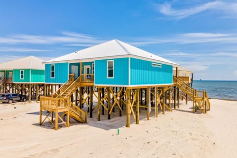 Sea The Dolphins House in Dauphin Island