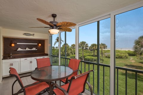 Gorgeous Gulf Front Townhome on East End House in Sanibel Island