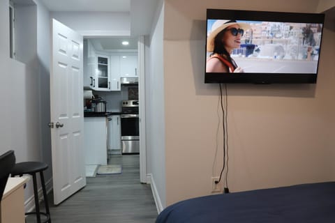 TV and multimedia, Kitchen or kitchenette, Bedroom