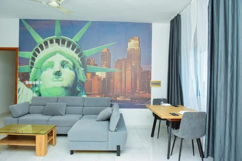 New York Apartment in Lomé