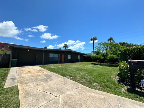 Property building, Day, Natural landscape