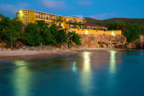 Property building, Beach